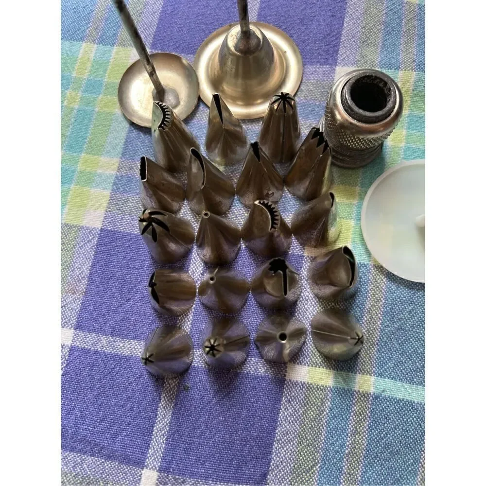 Vintage Cake Piping Tips